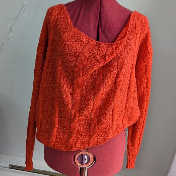 Off the shoulder sweater - Picture 4 of 5